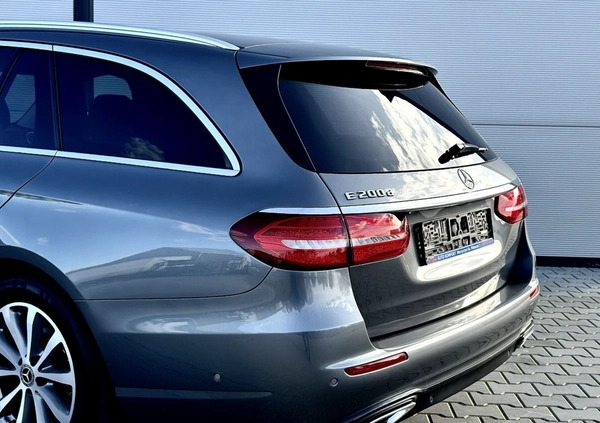 Mercedes-Benz Klasa E cena 116999 przebieg: 149542, rok produkcji 2018 z Sośnicowice małe 631